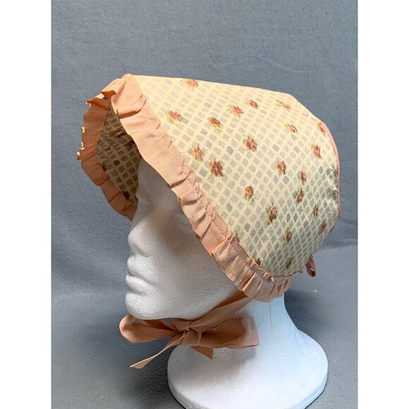 Vintage Womens Floral Bonnet with Red Trim & Ruffles - Picture 8 of 15